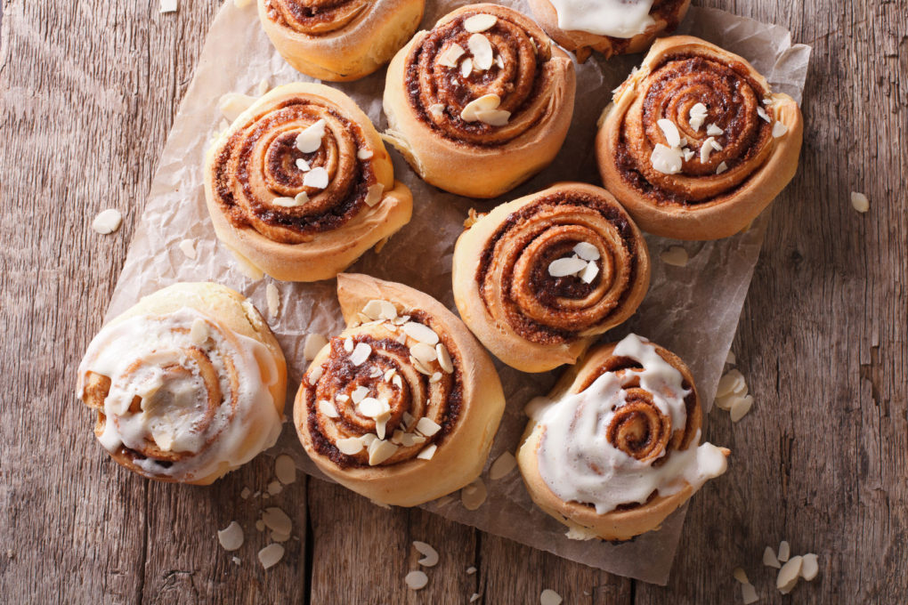 Black and White Sweet Rolls with Cold Brew Coffee